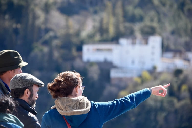qualities-of-professional-tourist-guides