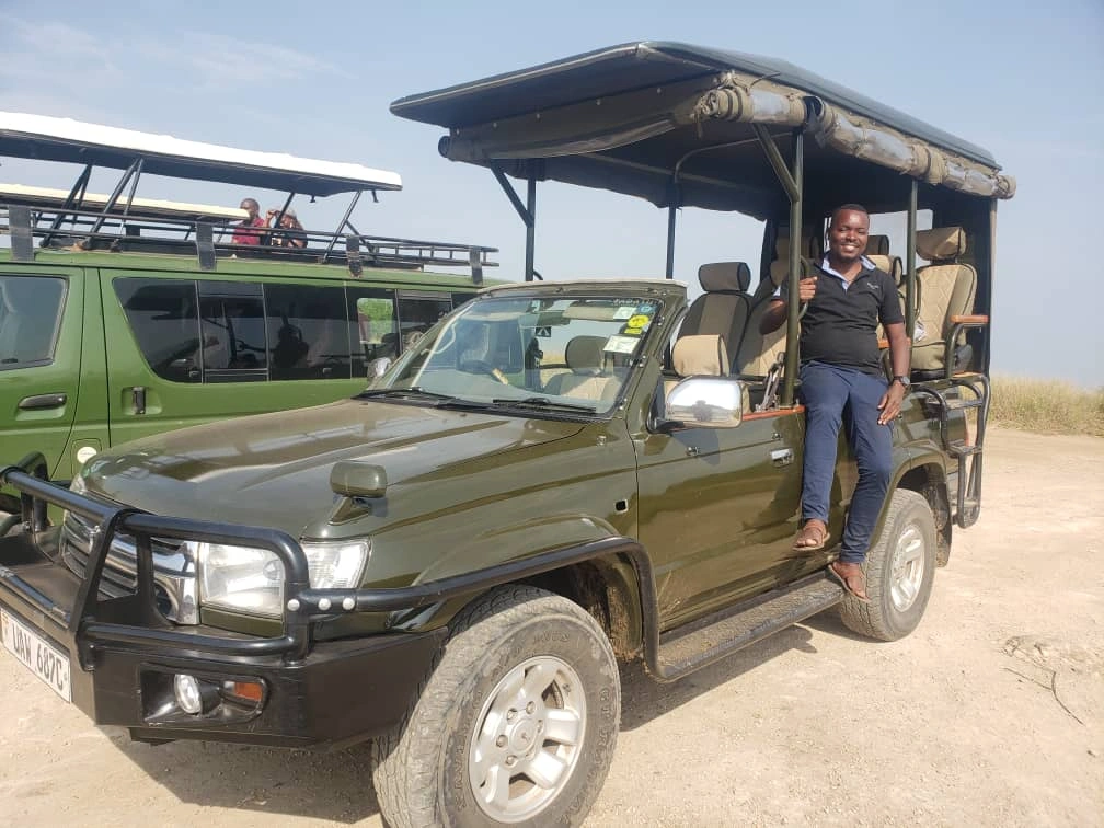 how-to-become-a-professional-tour-guide-in-uganda-step-by-step